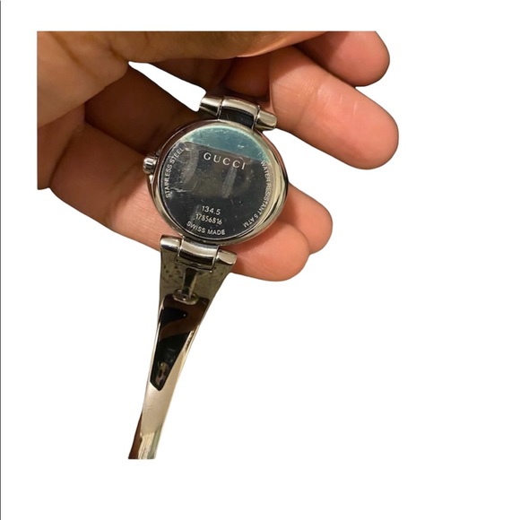 💯 % Authentic GUCCI WATCH! - Picture 3 of 9